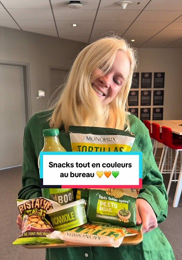 Snacks tout en couleurs au bureau — Idées monochrome gourmand