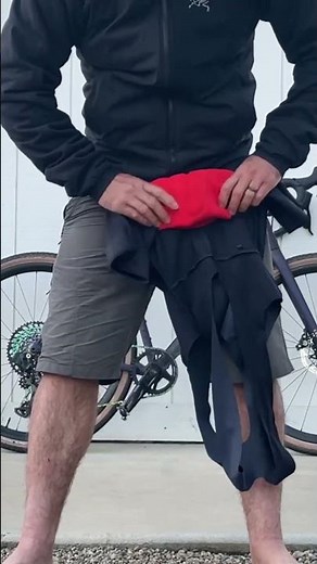 How to fold your cycling bibs. #cycling #cyclingbib #cyclingshorts #pearlizumi