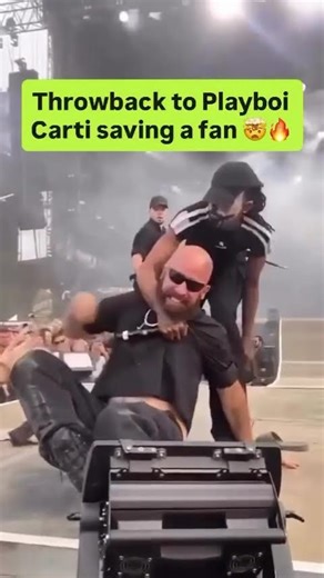 Throwback to Playboi Carti saving a fan 🔥