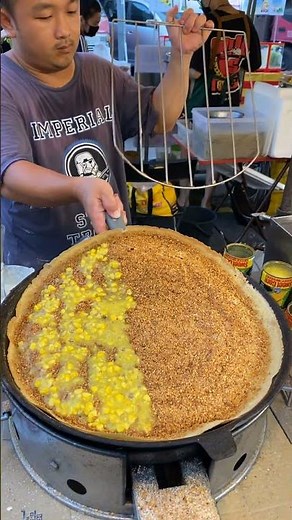 Mouth watering Food! Peanut Corn Pancake - Malaysian Street Food