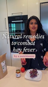 🌸 Struggling with hay fever? Your kitchen might hold the secret weapon! 🌱 Red onions, red apples, local honey, red grapes, and nettle tea all have something powerful in common: quercetin—a natural compound known for its anti-inflammatory and antihistamine effects. Here’s why they matter: 🍎 Red apples – Quercetin hides in the skin, so eat them whole! 🧅 Red onions – One of the richest sources of quercetin. 🍇 Red grapes – Packed with quercetin and resveratrol to boost your immune system. 🍯 Lo