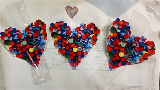 [Conseil Municipal des Jeunes] Clip de sensibilisation 🎬 📣 Découvrez en vidéo la campagne de sensibilisation portée par les élus du Conseil Municipal des Jeunes de Magny-en-Vexin afin de promouvoir leur toute 1ère action, menée en lien avec l'association Les Bouchons de l'Espoir ! 💡Pour rappel, celle-ci vise à collecter des bouchons en plastique via des cartons présents dans plusieurs structures de la commune : mairie, Espace Marianne, établissements scolaires, hôpital, Ehpad, gymnase... 👩‍�