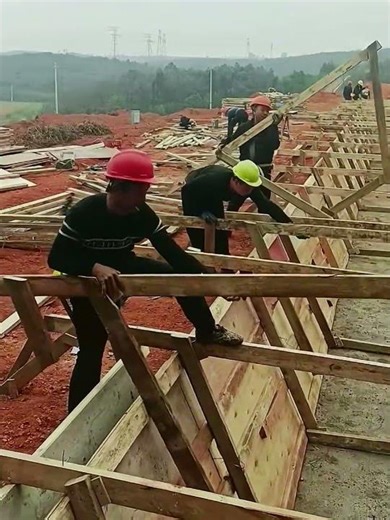 Trapezoidal groove wooden formwork fixation- Good tools and machinery make work easy