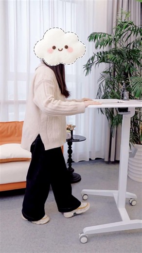 Guess what happens when I flip my desktop to 90° #standingdesk #homeoffice #gibbonmounts #mobile