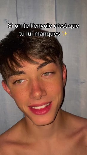 03:02 et vous ? Et quelqu’un pour m’aider a dormir 😔/ insta : axel.avril