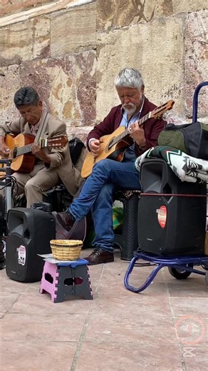 17K views · 282 reactions |  La música es un ritmo que se escucha en...