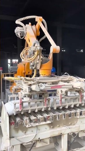 High-Speed Automated Robotic Arm Palletizing System for Heavy Duty Bags