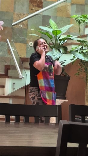 Anda cansada unos 5 minutos y vuelve a lo suyo jajaja IG:derektr_mx