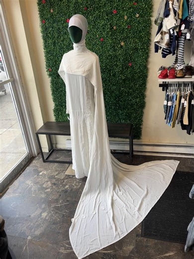 Brand NEW!!! Women’s Dainty be you 2 pc. White fashion abaya.. garment with cape😍😍😍 size: 56 (shirt size: up to Large) ((100.00)) #nikkah #walimah #halallove #dontmissout🚨 #phillytiktok