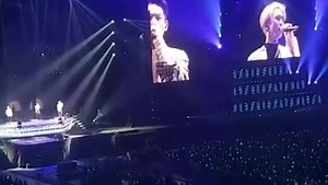 3.5K views · 466 reactions | Fancam of SHINee singing Replay. © yoograms | SHINee Worldwide | Facebook