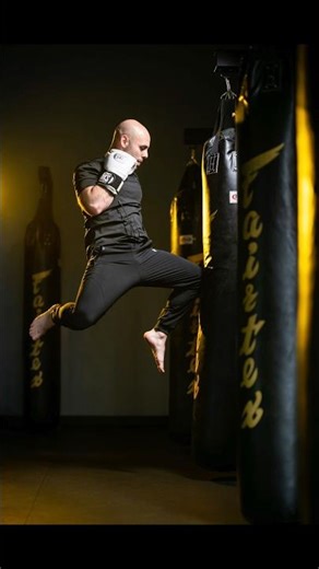 BTS capturing some kickboxing using ‪@MagnetMod‬ products and the ‪@nikonusa‬ z8 #magmod #nikon #nikonz8