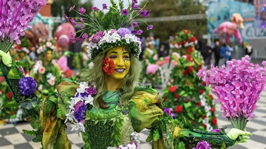 Traditions extravagantes de Mardi Gras dans le monde entier