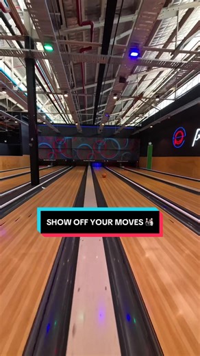 Come show off your moves 🎳 #bowling #entertainmentpark #sydney #thingstodoinsydney #bowlingtiktok
