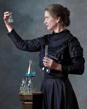 Marie Curie | The Pioneer of Radioactivity