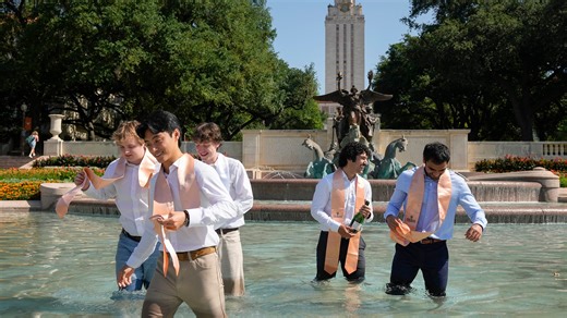 UT Austin's commencement is Saturday. See road closures, parking and prohibited items
