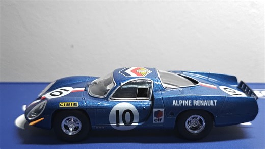 Renault Alpine A220赛车
