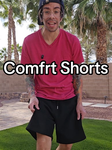 Now those are DEEP pockets 😲 #comfrtclothing #comfrtshorts #tiktokshop #tiktokmarketplace #tiktokmademedoit