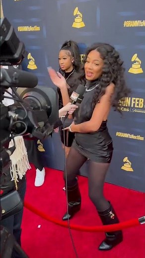 Brooklyn Queen on RED CARPET rapping LATTO 🔥