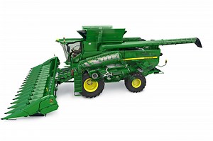 3D John Deere Combine - Ryan Henkel