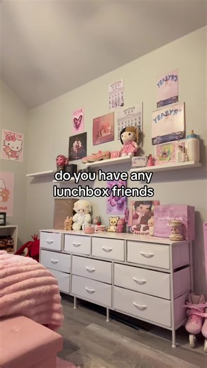 #melaniemartinez | lunchbox friends handshake tutorial