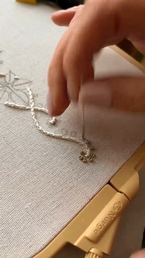 DMC Crafts on Instagram: "Have you tried “wax stitching”? Often used to keep those sparkly metallic threads under control, running thread though wax can help add strength and hold to your projects that are extra heavy duty. Plus we love the smell. Via @elza_bikmetova 🐝🧵 #dmcthreads #dmc #handmade #diy #craft #crafts #dmcembroidery #embroidery #waxstitching #stitching"