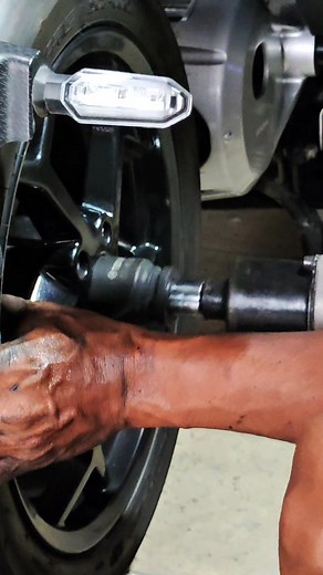 Removing Stuck Wheel Nuts with Air Impact – Fast and Easy! #WheelRepair #MechanicSkills #military | Mechanic Docktor New