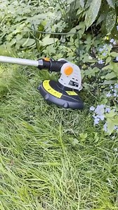 Whether you’re tidying up edges or tackling overgrowth, our range of cordless strimmers and brush cutters ensures your garden always looks its best. | Vonhaus
