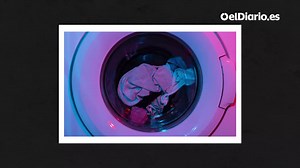 10K views · 86 reactions |  VÍDEO | Te explicamos cómo funciona la nueva factura eléctrica que entra en vigor el martes: el cambio ha sido diseñado por la CNMC, que aconseja no encender todos los aparatos a la vez, ajustar potencia y huir de las horas más caras. Lee más aquí: https://www.eldiario.es/1_79c403 | elDiario.es | Facebook