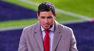 The Entire Football World Is Praying For Former NFL Player & ESPN Analyst David Pollack After He Revealed Devastating Family News