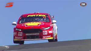 Three-wheeling over Skyline at 200km/h. That's new Scott McLaughlin | Supercars