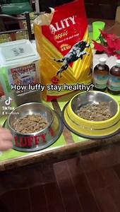 MAKE YO UR FURBABIES MORE HEALTHIER? Healthy Silver PH is here for you guys ✨ ✅ Colorless ✅ Tasteless ✅ Odorless ✅ Easy to ingest Expiration: 1yr For small dog like Luffy 2lbs to 10lbs - 1 teasepoon 5ml syringe 2 to 3x a day for 2 weeks or month BENEFITS 1. Use it to boost their Immunity syatem daily in their water or food 2. Can help sick cat or dog recover crom illness working as natural antibiotic 3. spray instant relief for itchy skin hot spot etc ‼️WARNING‼️ Mahalagang paalala ang Healthy S