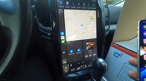 This Infiniti G37 with a Huge Touch Screen Looks Like a Tesla