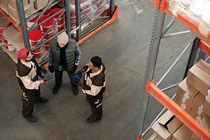 e Logistics: Simple Guide to Benefits, Challenges & Tips