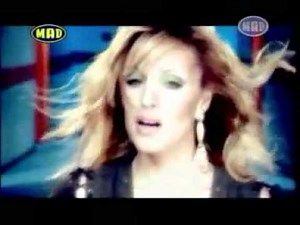 ΕΙΜΑΙ ΚΑΛΑ - ΠΕΓΚΥ ΖΗΝΑ (VIDEO CLIP)