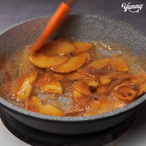 300K views · 2.3K reactions | Do you have apples at home? Try this easy, delicious and simple recipe. | Yummy Recipes | Facebook