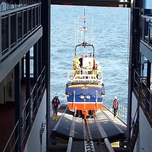 5.6K views · 41 reactions | Tenby lifeboat rnli tamar recovery to boat house | Green Earth | Facebook
