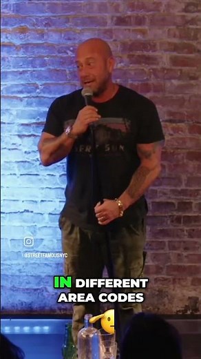Aaron Berg - Large Black Man #thestandnyc #standupcomedy #comedy