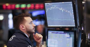 General Electric Shares Rise 8% After Decision on Three-Way Split