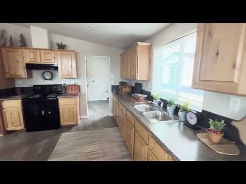 Step Inside and Discover the Metolius Cabin by Palm Harbor Homes with Tim!