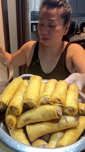 637K views · 8.7K reactions | Chicken Spring Roll Recipe #reels #fblifestyle | Ly Cooks | Facebook