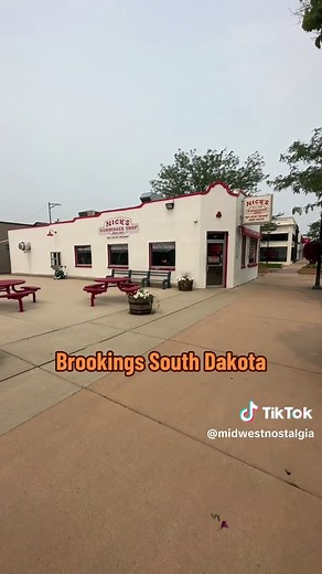 Ever been ro Nick’s Hamburgers in Brookings SD ? #midwestnostalgianetwork #nostalgia #nostalgic #midwest #brookingssd #brookingssouthdakota #southdakota #southdakotatiktok #southdakotacheck #southdakotastate #southdakotastateuniversity