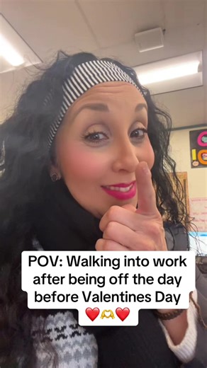 I am so blessed and grateful for our families/students. They spoil me every holiday🫶❤️!! What a lovely surprise to walk into work after having Friday off. THANK YOU 🫶!! #fyp #frontofficelady #valentinesday #surprised