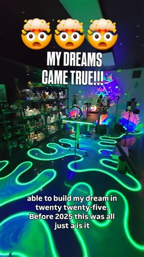 Matt Worldly on Instagram: ""Broadcasting LIVE from Denver, CO.. My name is Matt Worldly and THIS is Alien Wizard Science." Heres to 2026 and embracing it as the year we started fulfilling our wildest dreams. Happy New Year, Earthlings! #2025recap #2026 #happynewyear #2026goals #nye"