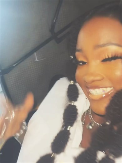 My baby Sister @dee.vaaa_ ❤️🙈