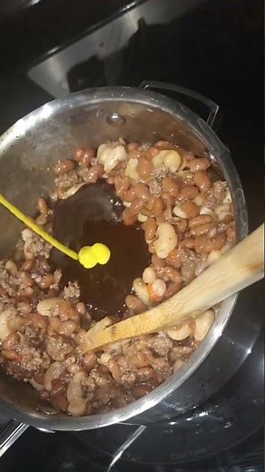 The Easiest BBQ Baked Beans Recipe | Recipe in the description