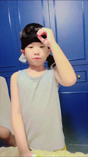 Challenge #1: Solving a Rubik's Cube blindfolded | Treasure Hunters