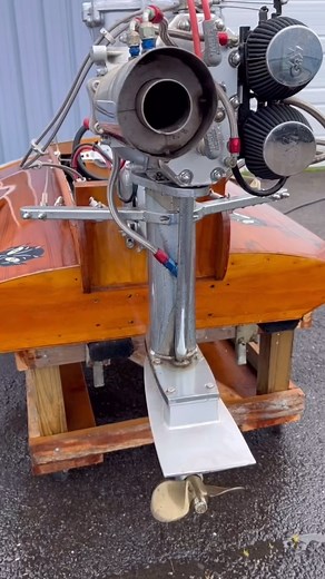 25K views · 3.1K reactions | 750 cc on a 12 ft mahogany wood racing...