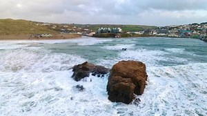 Unbelievable scenes at high tide tonight 🔥🔥🔥 | The Watering Hole