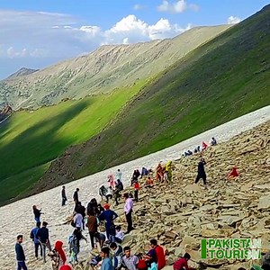 Babusar Top Tour Lulusar Lake | Naran Kaghan Valley 2023 #Babusar #BabusarTop #NaranKaghan #NaranKaghanvalley #Lulusar #lake #biketour #travelvlog | Pakistan Tourism
