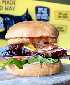Make sure you give this weeks special, the GETTA SHAQ ATTACK a go! This one features, hash brown, grilled onion, bacon, cheese, brisket, red onion, tomato, lettuce and burger sauce. You do not wanna miss this one!! 🐔🥑🤤Available in regular size - $15.50 (until sold out). | Getta Betta Co